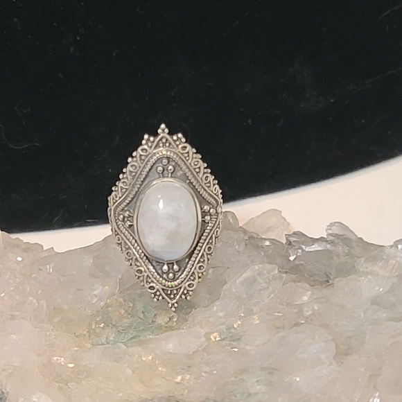 Moonstone .925 sterling filagree Ring size 7 - Picture 3 of 5